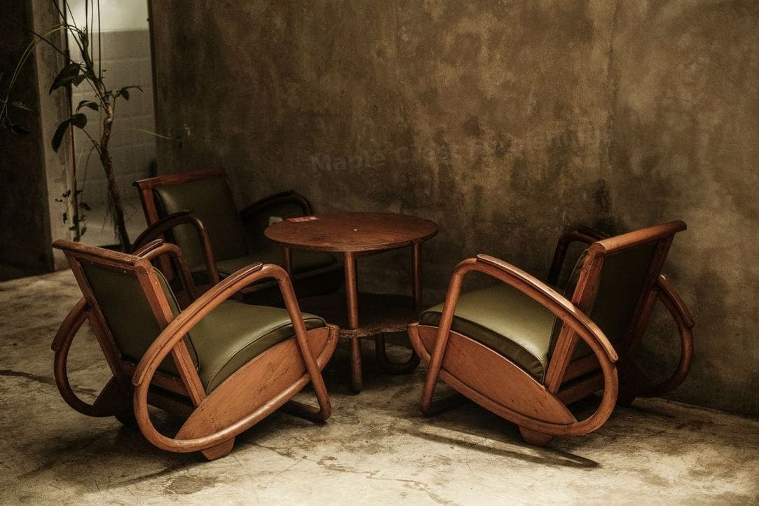 Simple Ways to Keep Wood Furniture Looking Good